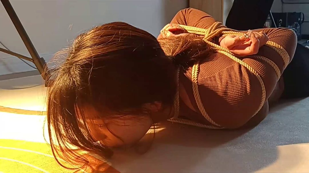 晴子 后高手绳艺-8