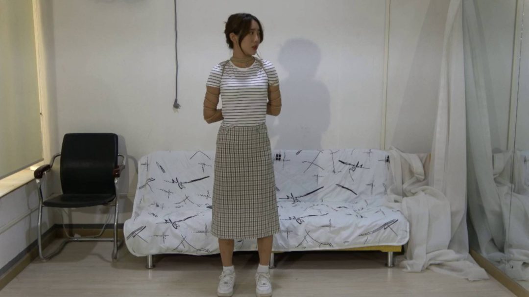 定拍小丁反扭，抓捕，扎带押解，反铐，五花大绑，驷马挣扎等等-2