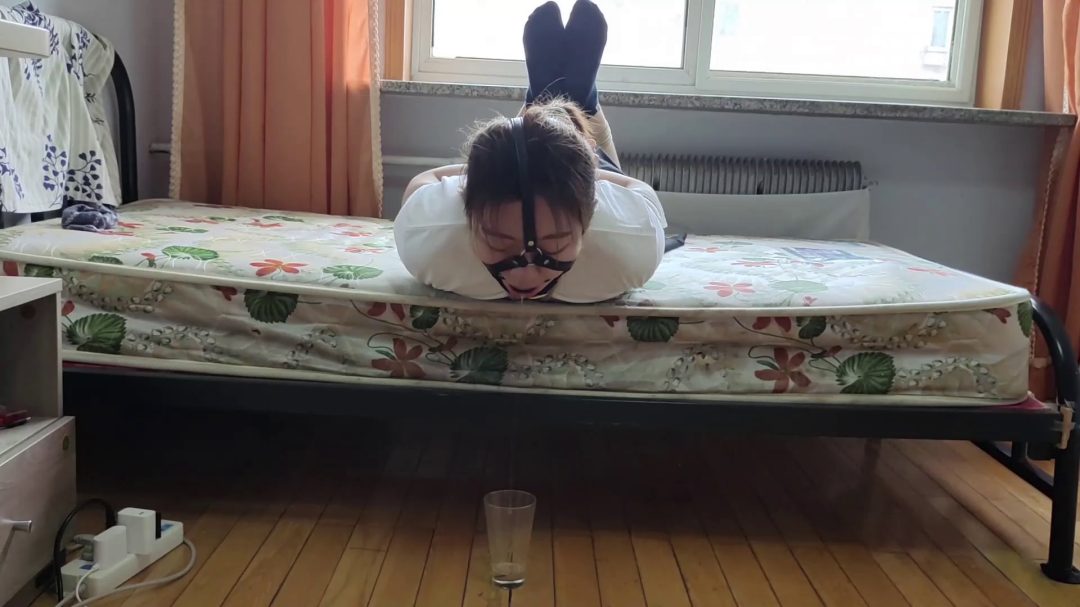 小琳 驷马超紧缚 口水 大口球-4