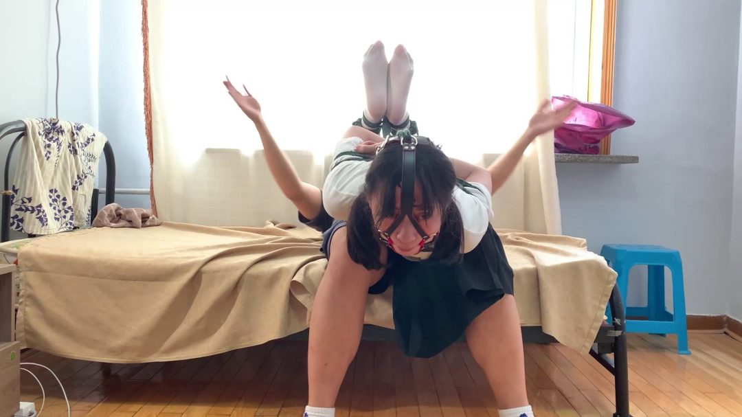 白丝妹妹雨凌 驷马tk 马具口球堵嘴强制抬头 sp-8