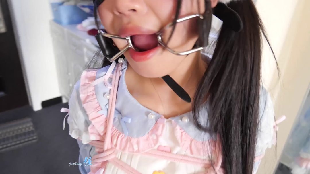 lo娘 小零单脚吊缚-6