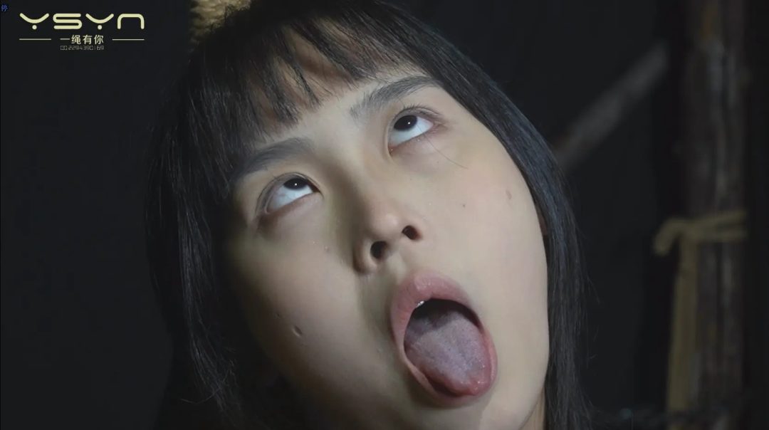 女孩被执行注射死刑躺在床上灵魂出窍来到阴曹地府再次被戴口球五花直臂后手观音-3