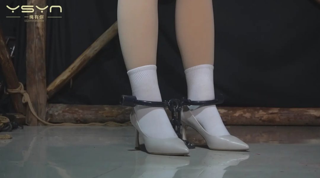 【绞索花开】旗袍女孩吞下发报秘件面对T务各种刑具体罚视死如归牺牲在绳索之下-14