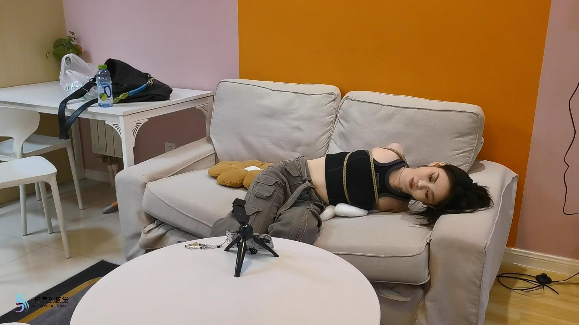 061524edffd421655a9e574d3be47118