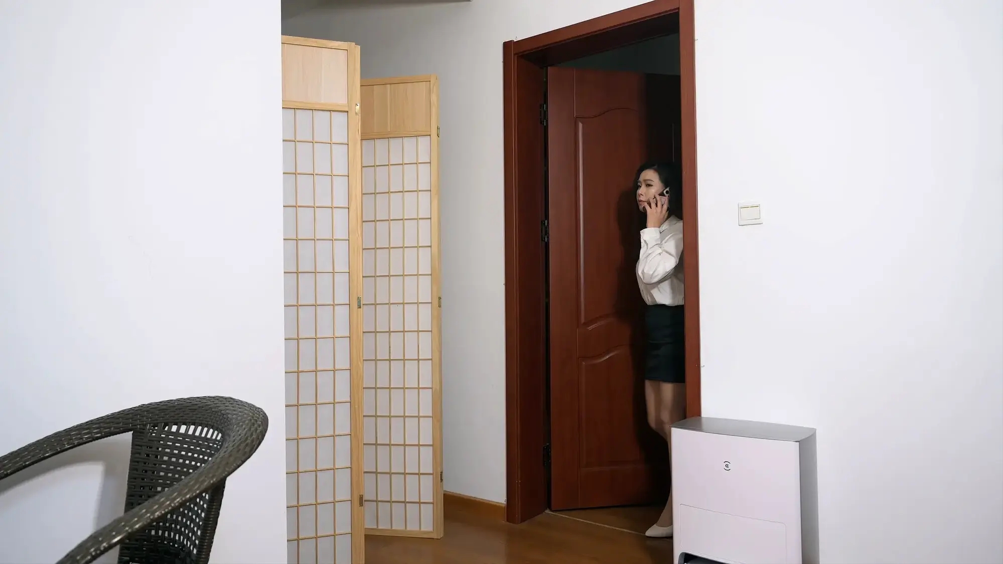 072057ivm5ffmlnnxlm1n8