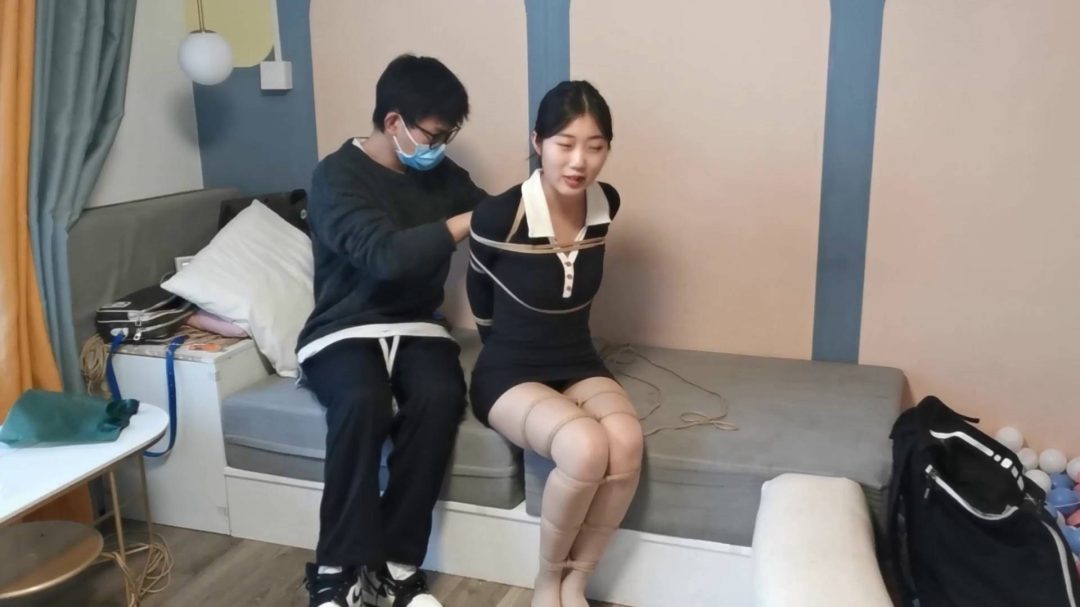 奥特曼 小玉捆绑直臂驷马放置-3