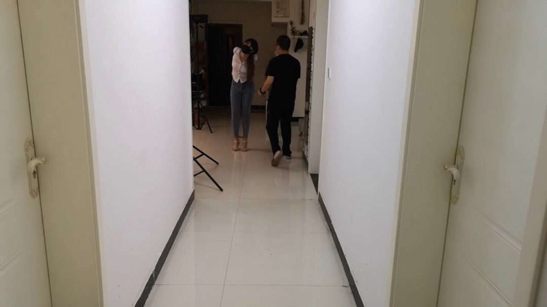 白衬衣牛仔裤 直臂捆绑-6