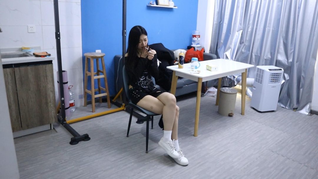 玉瑶 上司女儿被捕 审讯 吊铐 电刑惩罚 审判 处决 手铐脚铐脚趾铐 超级疼！重-1