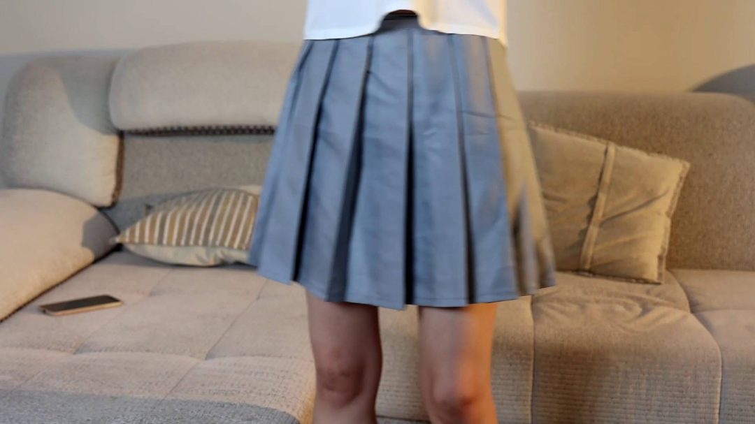 大眼睛长腿美眉阿晨的悲催兼职第一季-4