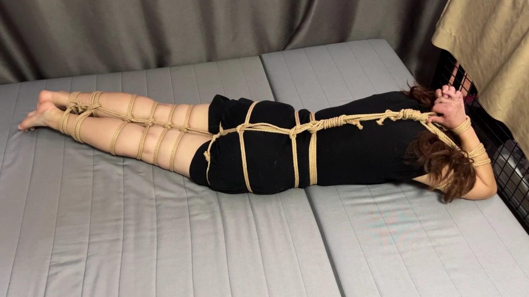 M 后手背缚 虐腹塑料袋套头无法呼吸加坐脸极限挣扎-6