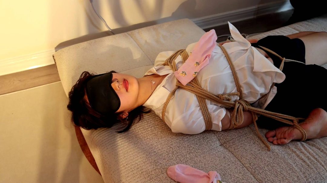 果儿粉袜白鞋白衫JK第二季，极限原味封堵-7