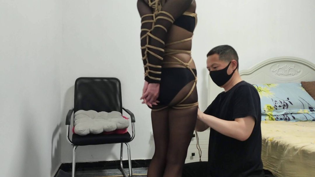 新模小赢黑丝龟甲-6