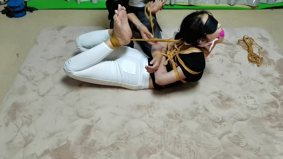 学妹欣然 超大口球极限驷马紧缚 小奴养成记-5