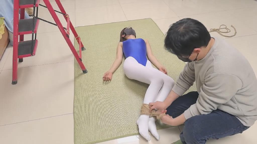 绳屋藏娇定拍：倒吊的天鹅（嫉妒让人面目全非）-1