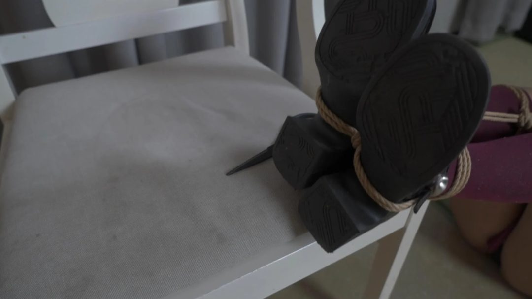 象人定拍-小0化身月亮女神，捆绑调教！折磨到脚趾！-4