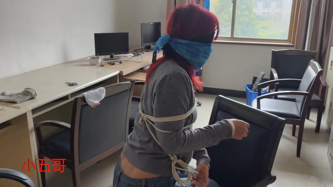 小五哥原创 捆绑挣脱（大口球塞嘴）-7