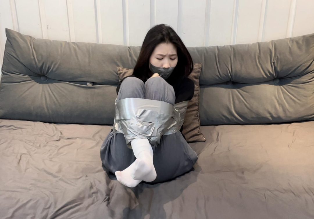 【缚艺录】【小圆】白袜、驷马、勒嘴+封嘴-4