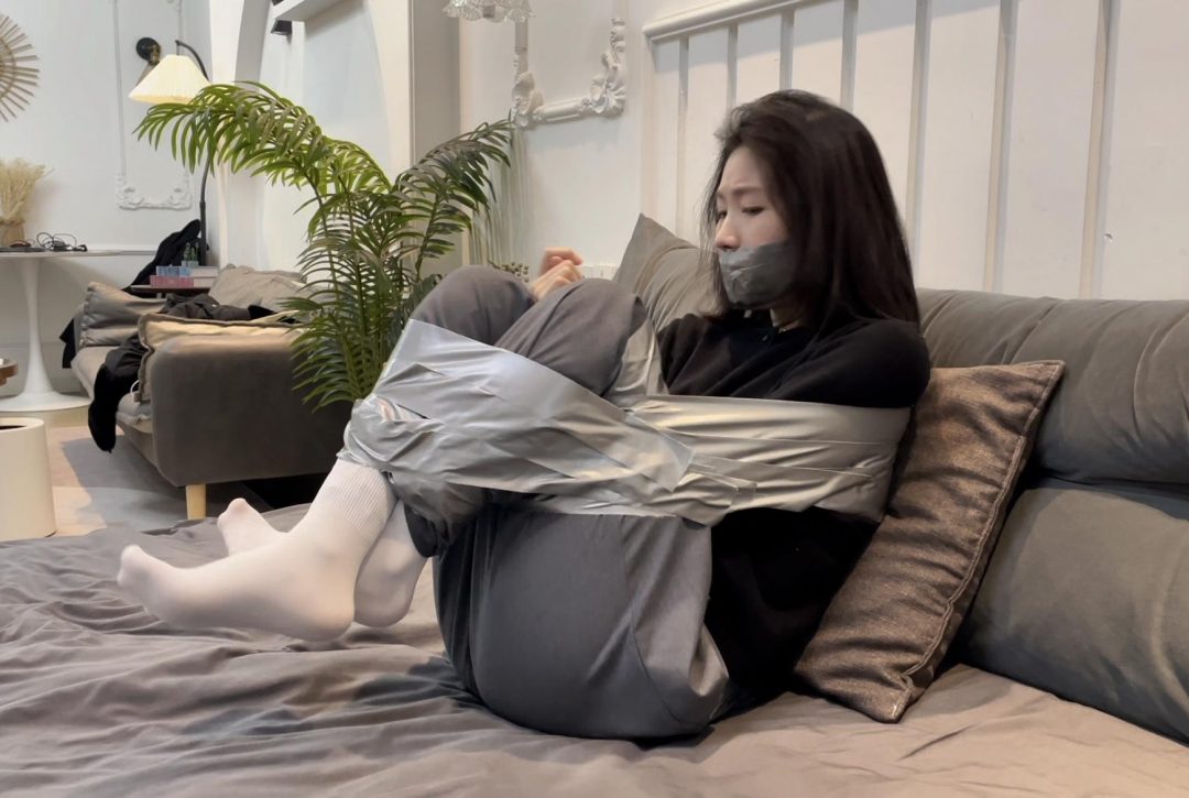 【缚艺录】【小圆】白袜、驷马、勒嘴+封嘴-3