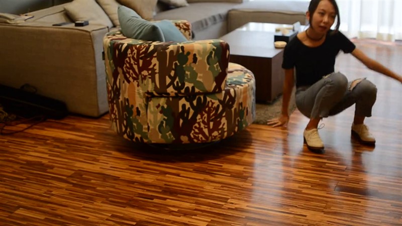 樱桃小嘴口水直流!~模特的第一次尝试~甜美女神的捆绑羞涩堵嘴-1