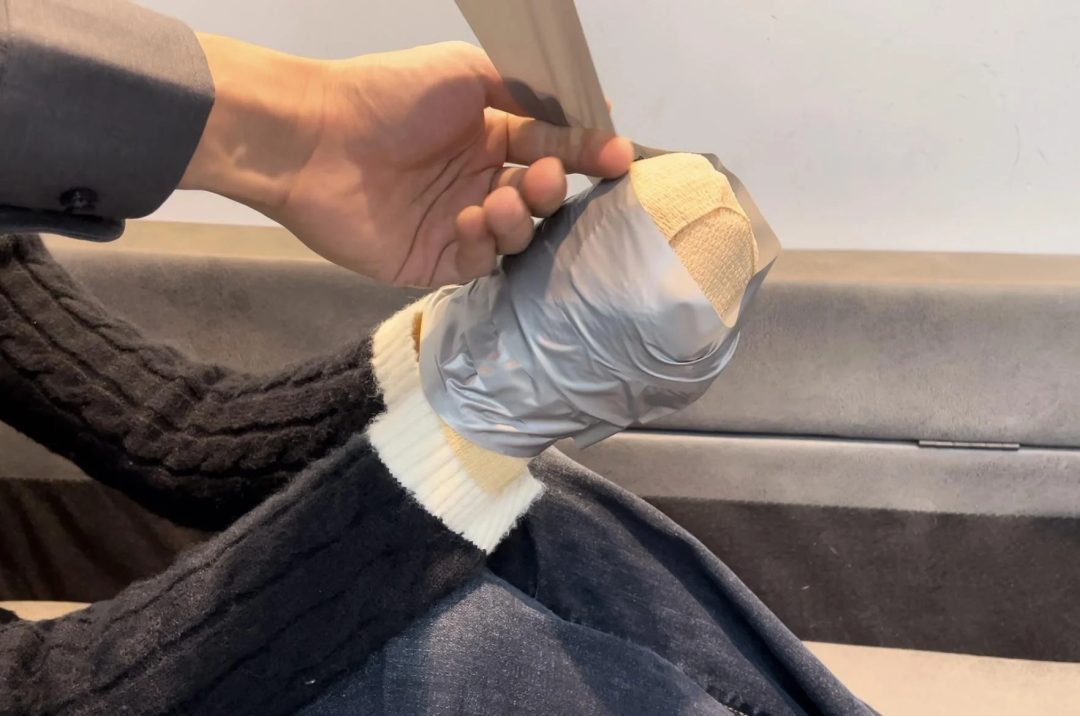 【缚艺录】【小程】【小卫】胶带的双人连缚-6