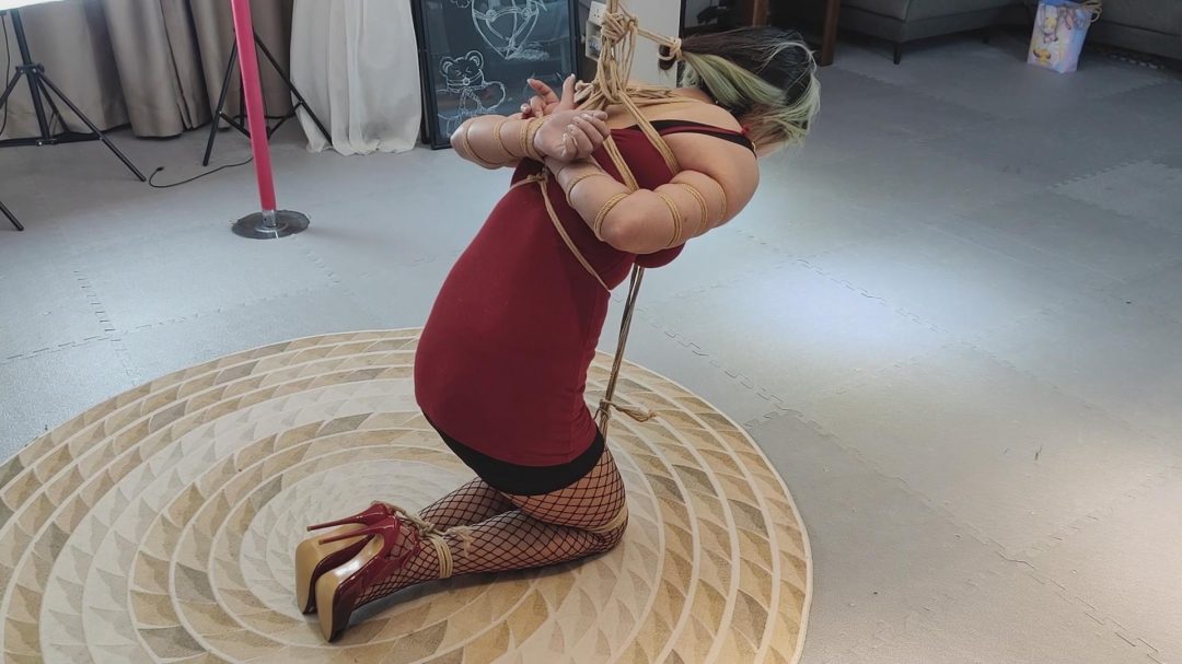 定拍：雯雯五花跪缚驷马-1