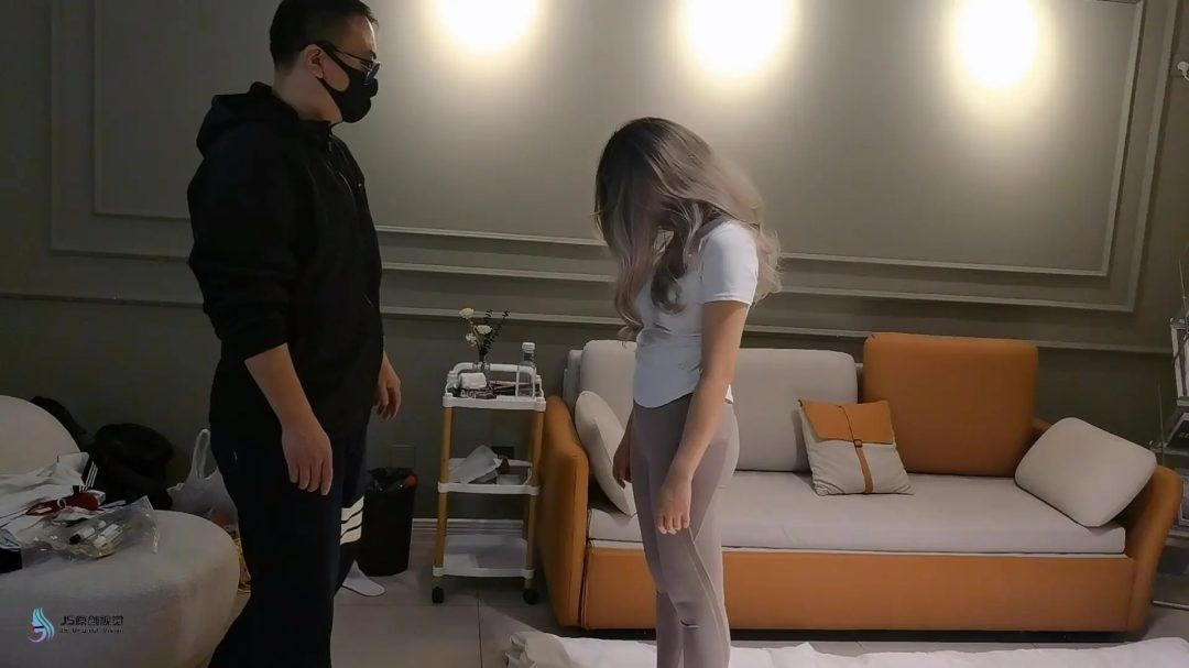 js订拍 美女调查过程中被点穴-7