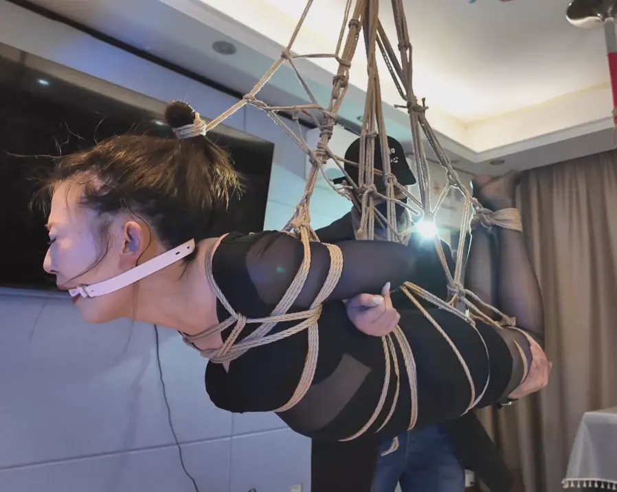 一绳所爱定拍，魏灿吊缚折磨-2