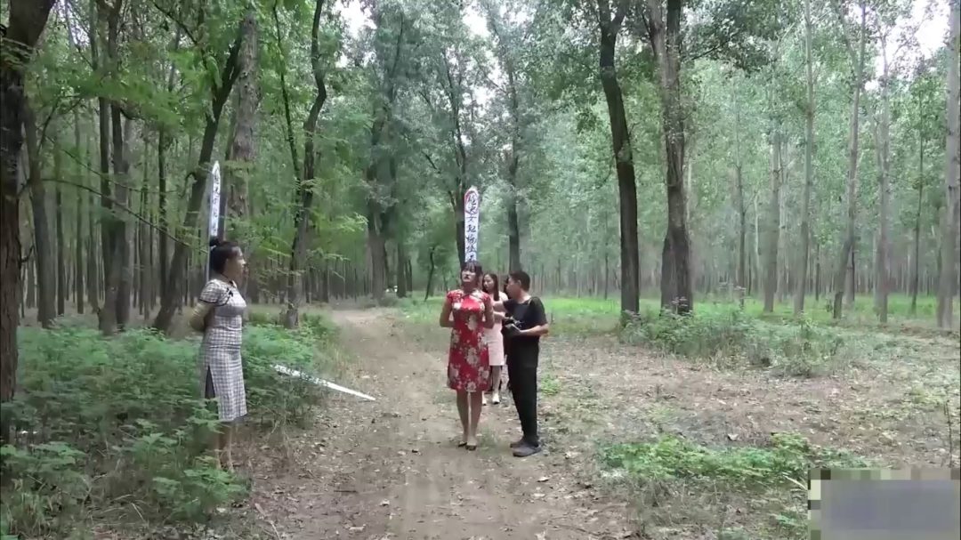 异姓三姐妹妹 野地外拍篇-6