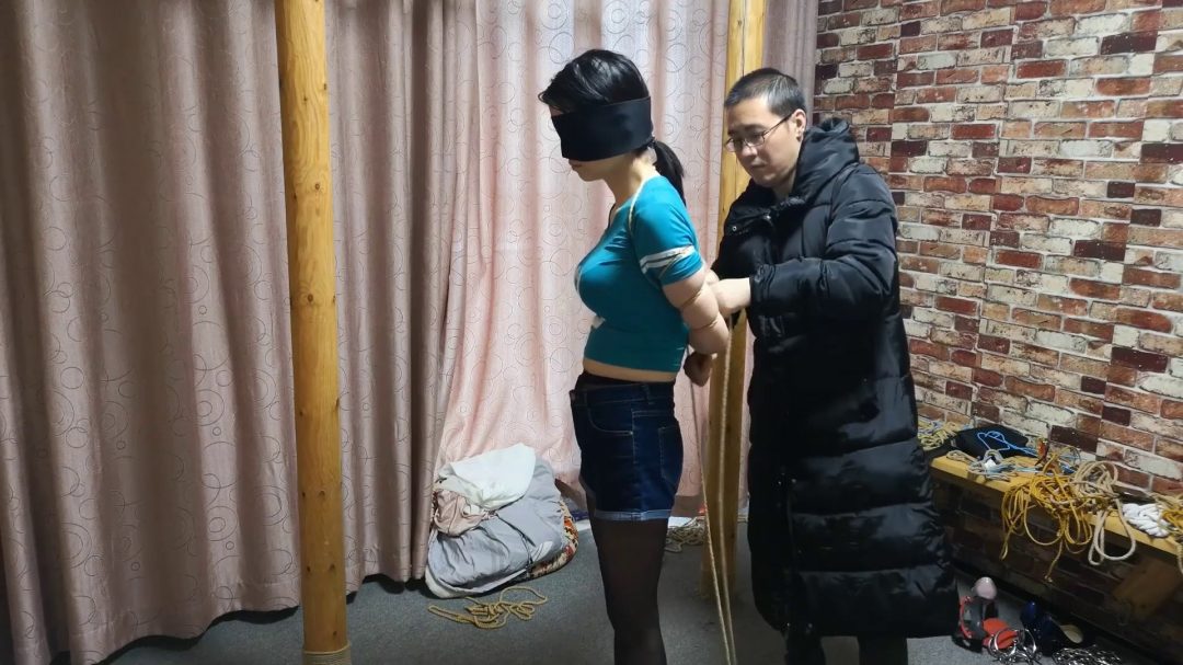 板铐苏秦 异常丰满的五花驷马紧缚-2