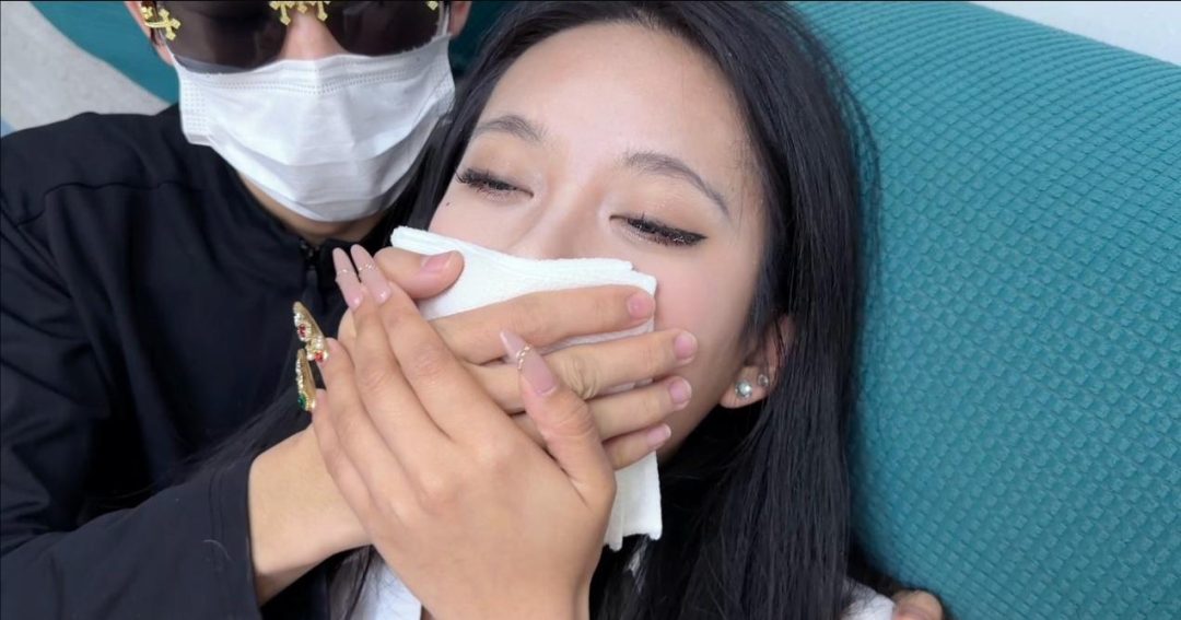 【捂晕性感美女】毛巾捂晕 按摩 摸腿 玉足 豹纹恨天高-11