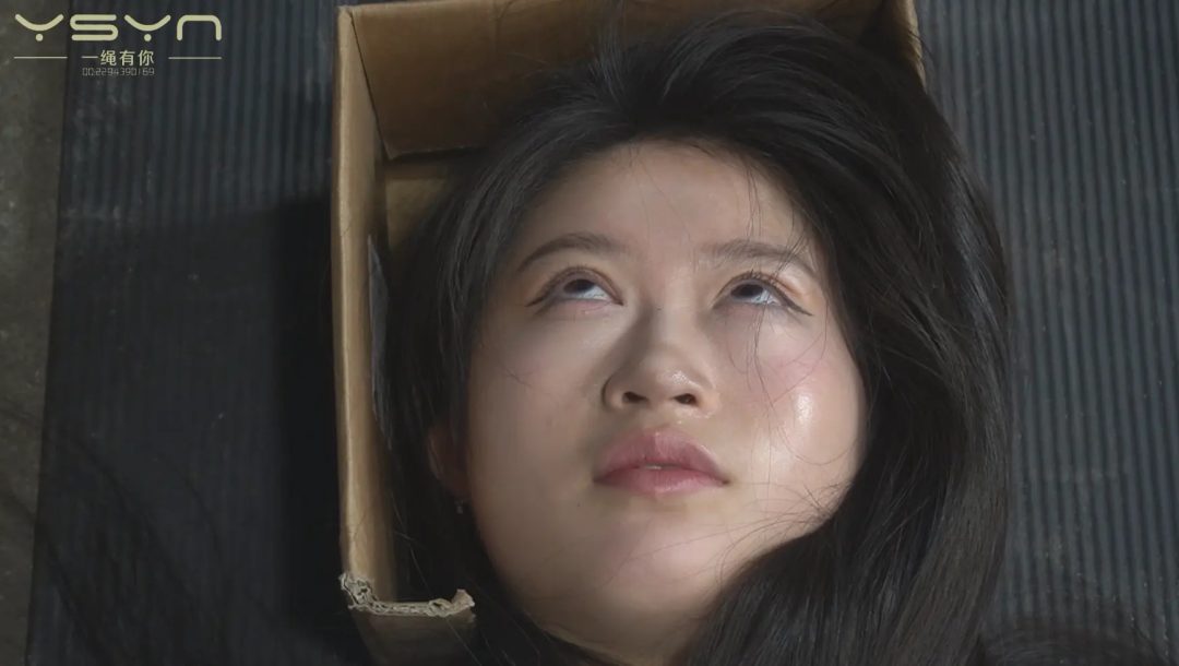 血色断头台之【嫣儿传奇】绑在X架烙铁老虎凳刷子铁钉铁钳板子鞭子重脚镣走绳上断头台-10