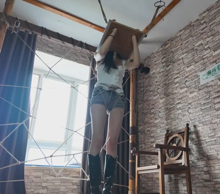 《雅熙慕名到店约绳体验》中-8