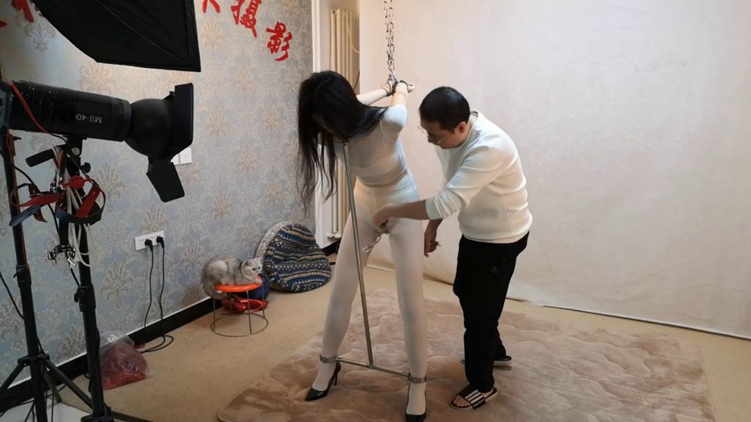 贝伊人镣铐禁-5