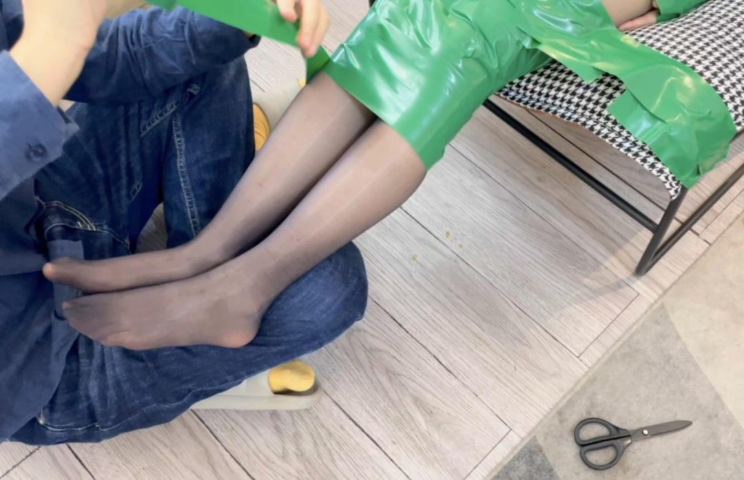 【缚艺录】【小困】椅子上的绿色胶带全包-4