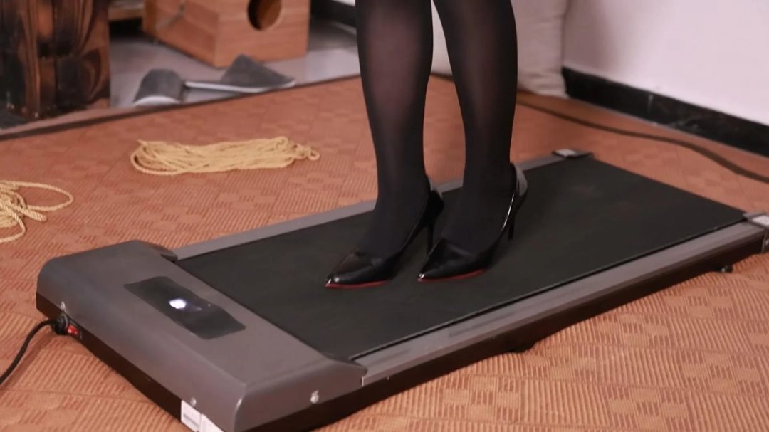 路由工作室：文慧电击三部曲第二部 高跟跑步机超大口球强制电击-7