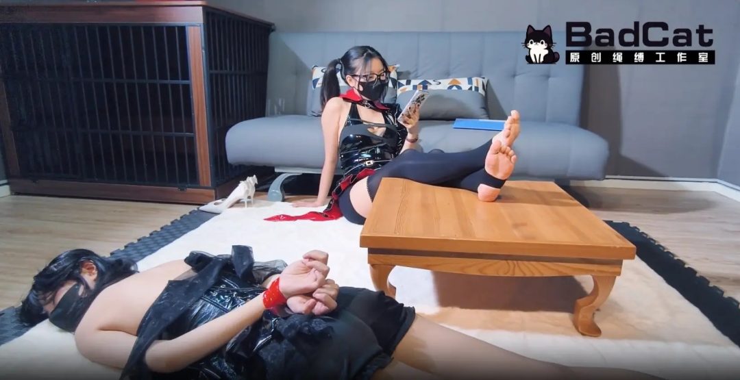 【BadCat】【剧情】【妙妙X咲希】【超能侦探勘察现场 踩着连裤袜 穿鞋拖鞋 回溯反转 被咲希偷袭之后 再被偷袭 胶带捆绑 足控福利-1