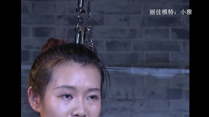 制服网格丝袜镣铐高难度姿势跳舞-8