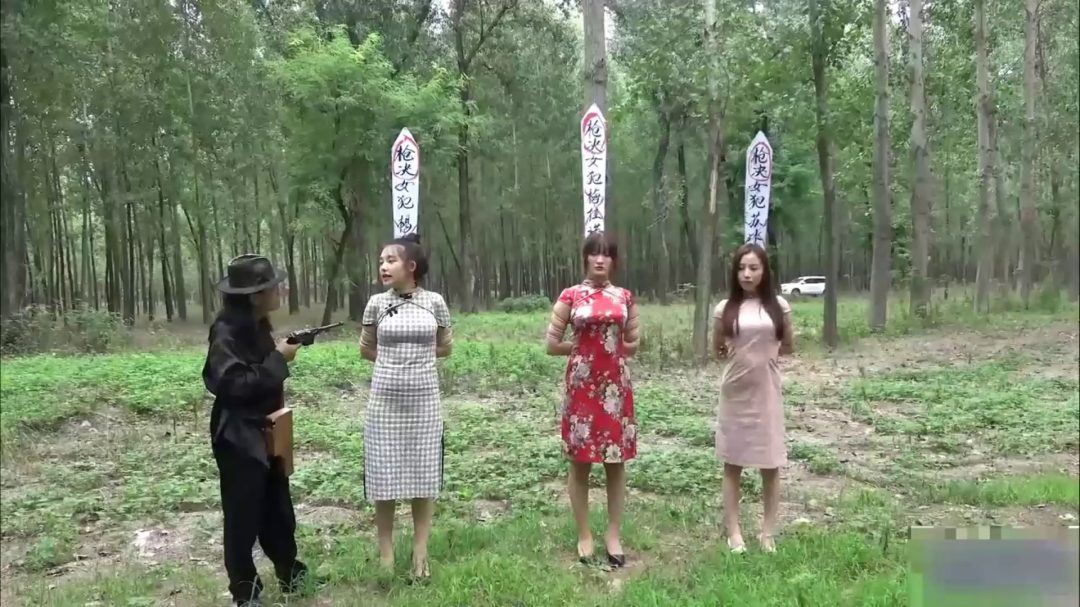 异姓三姐妹妹 野地外拍篇-8