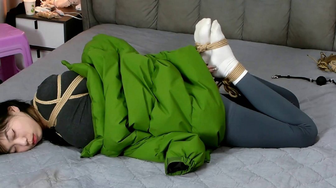 晴子很卖力的驷马挣扎第三季-5