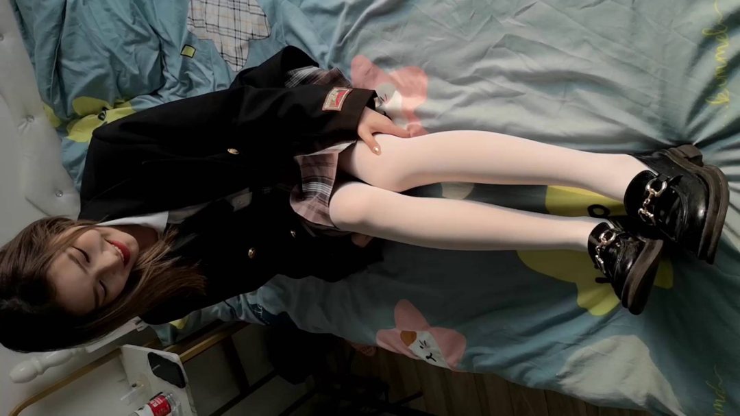 青颖她有一双干净的大眼睛-1