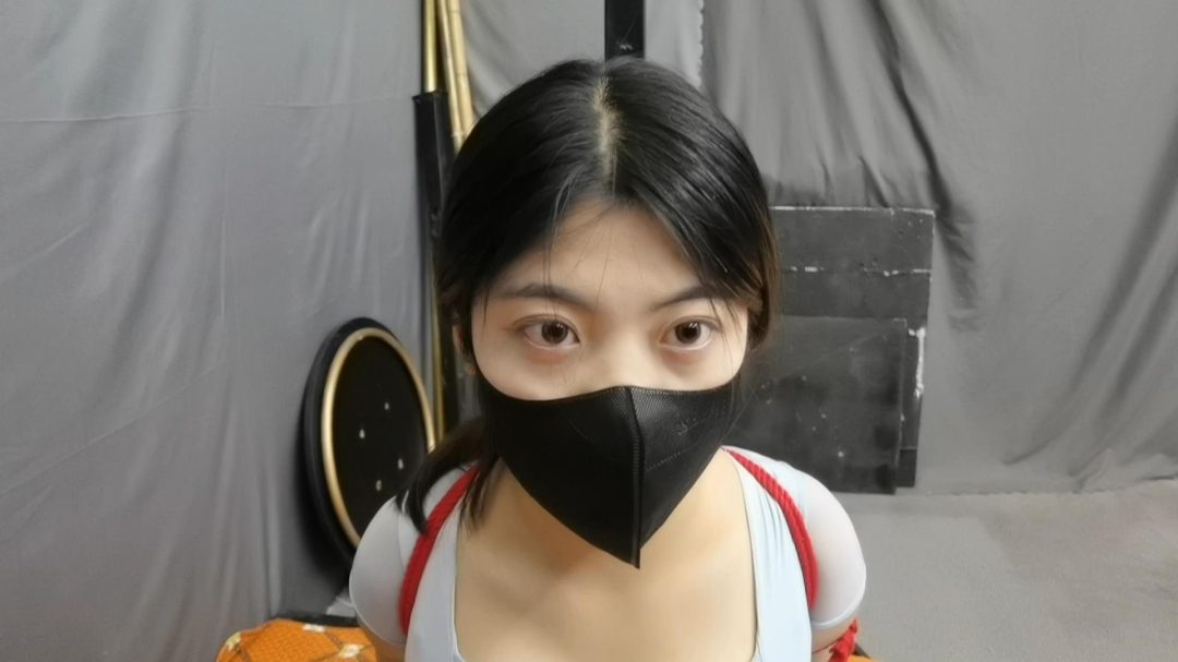 云仙儿为了减肥，每天被缚5个小时并且介绍减肥成功经验.-3