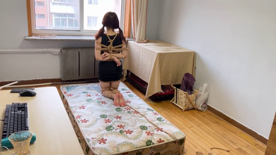 小丰满妹子极紧蛇缚驷马-4