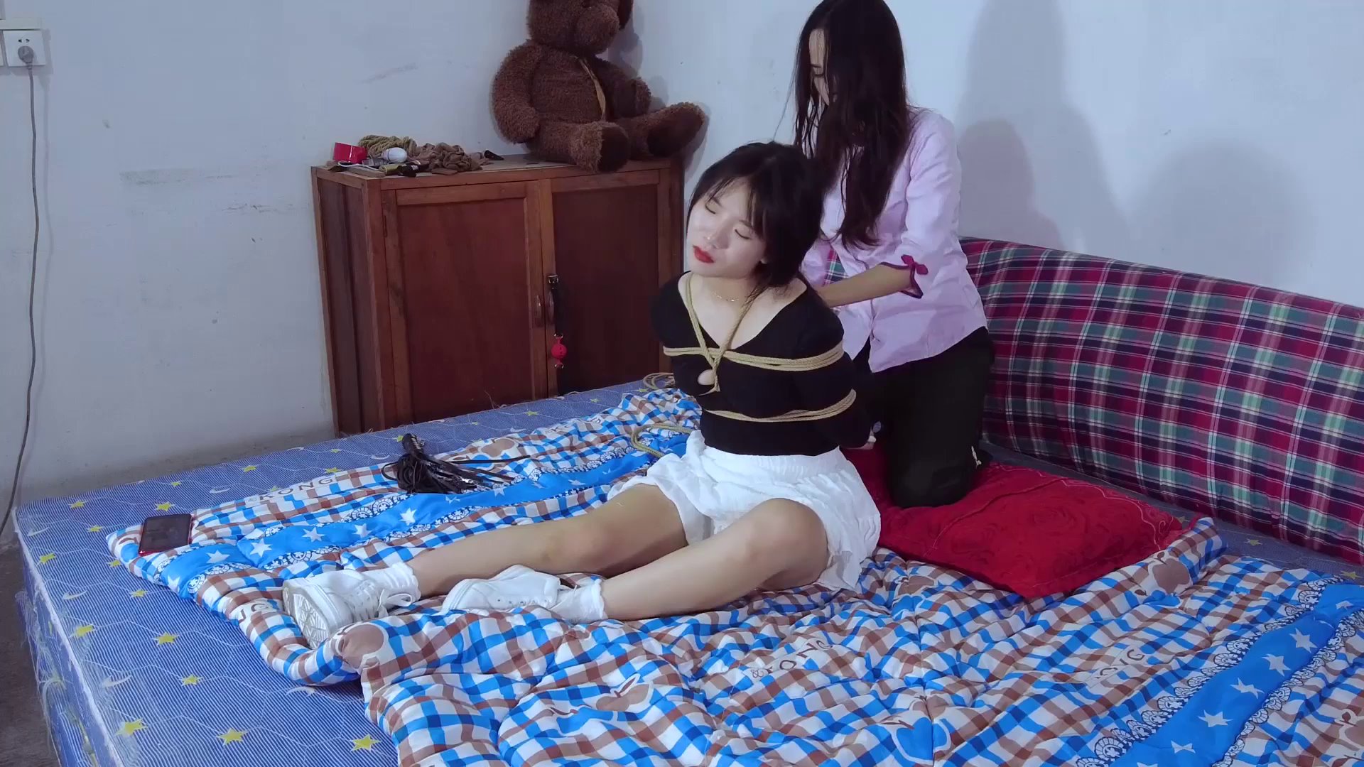 1ecb3f6d68d8345ad7b22776d00bb28f