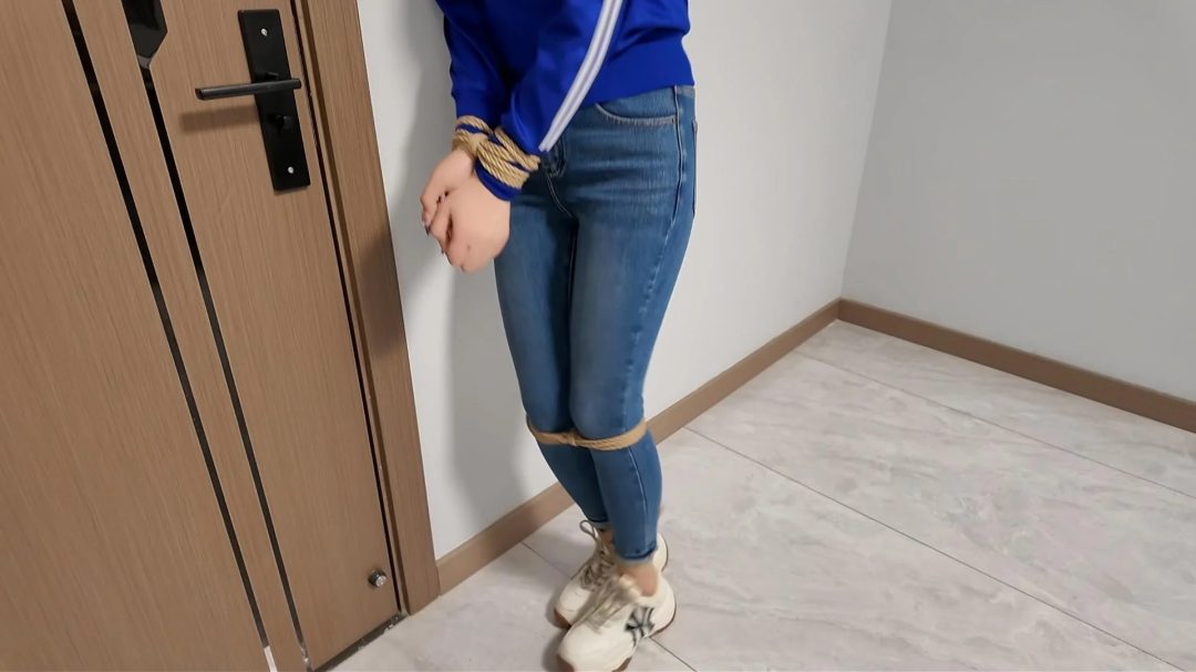 定拍迟到的晓琴-4