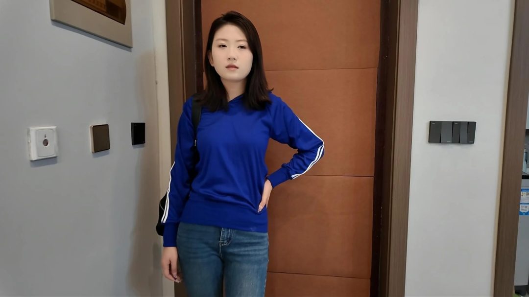 定拍迟到的晓琴-1