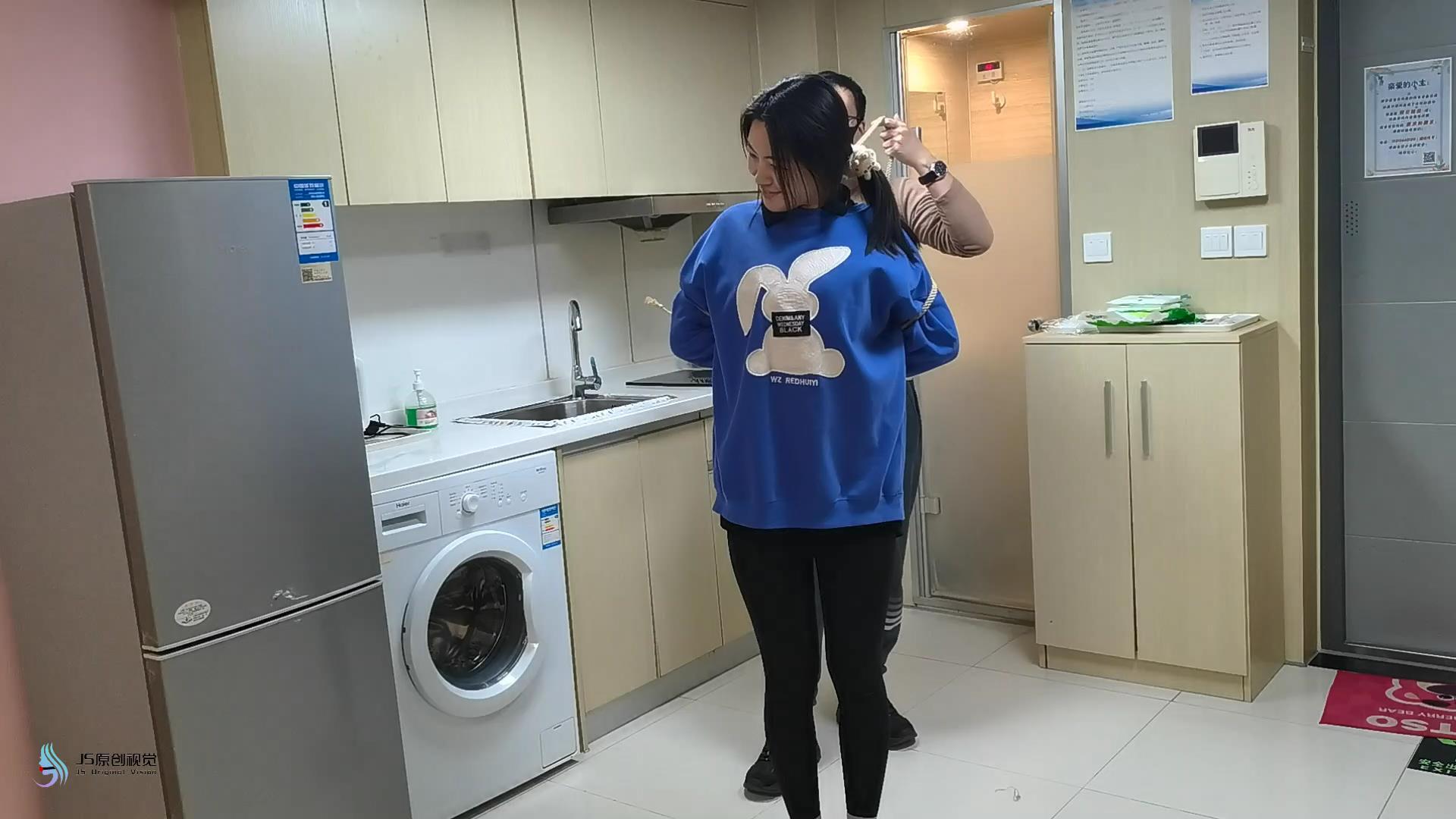 233e8878e68083dd7d2709ac78267434