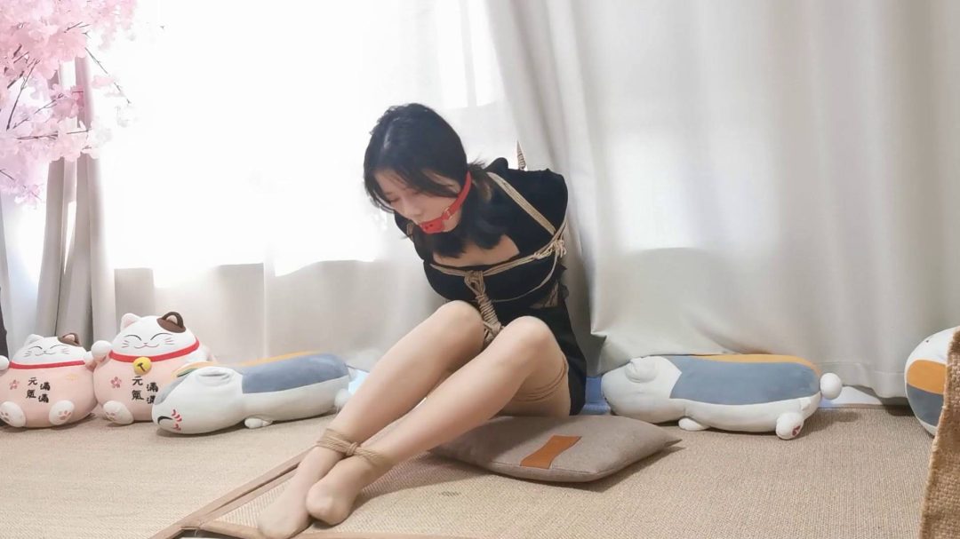 婵婵直臂跪缚+驷马大口球放置-7