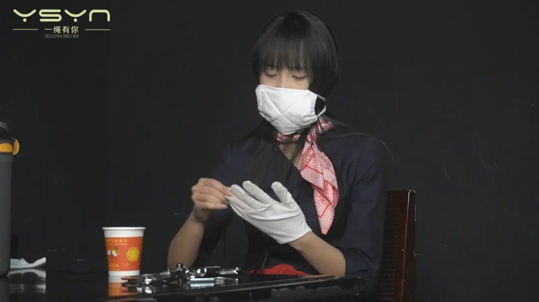 【遭报复的宋晓玉】性感妖娆高颜值的女队长宋晓玉遭沈建报复捆绑戴上口球接口水又绑床上挠脚心 摆弄-4