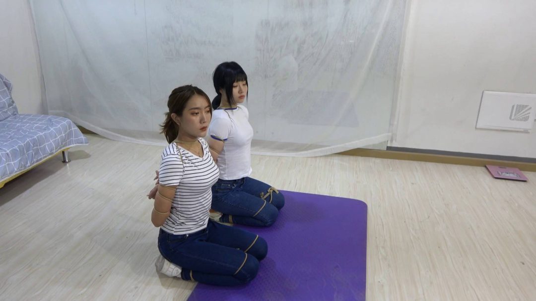 定拍唯美大片之小丁和陈琛。颜值身材均给人视觉的享受，反扭，反铐，扎带，押解，五花-6