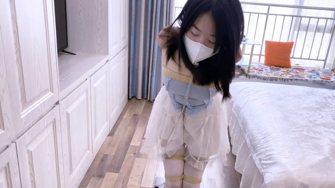 《驯服之路》-裹胸网纱裙被超紧螃蟹直臂,胸缚,股绳,严密超紧多节并腿捆蛇缚,口球,跳走-5